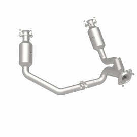 MagnaFlow 19-24 Ram 1500 5.7L OEM Grade Federal/EPA Compliant Direct-Fit Catalytic Converter