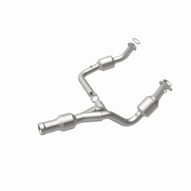 MagnaFlow 11-15 GMC Yukon 6.2L Direct Fit Converter