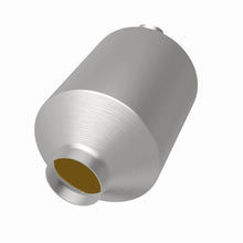 Load image into Gallery viewer, MagnaFlow 2.00 1/O2 CA 5in. Spun Universal Converter