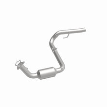 Load image into Gallery viewer, MagnaFlow 2007 Chevrolet Silverado 1500 Classic 6.0L Direct Fit Converter