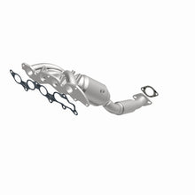 Load image into Gallery viewer, MagnaFlow 09-10 Ford Focus 2.0L Direct Fit Converter