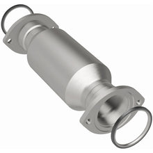Load image into Gallery viewer, MagnaFlow 93-94 Land Cruiser 4.5 Undby Direct Fit Converter