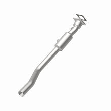 Load image into Gallery viewer, MagnaFlow 11-14 Chrysler 200 2.4L OEM Underbody Direct Fit Converter