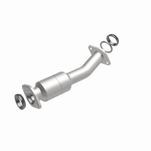 Load image into Gallery viewer, MagnaFlow 12-15 Toyota Sienna 3.5L Direct Fit Converter