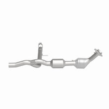 Load image into Gallery viewer, MagnaFlow 04-06 F-150 V8 4.6 OEM Underbody Direct Fit Converter