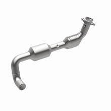 Load image into Gallery viewer, MagnaFlow 04-06 F-150 V8 4.6 OEM Underbody Direct Fit Converter