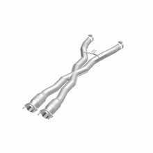 Load image into Gallery viewer, MagnaFlow 14-18 Chevrolet Corvette 6.2L Underbody Direct Fit Converter
