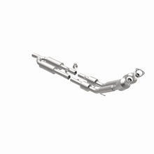 Load image into Gallery viewer, MagnaFlow 06-08 Volkswagen Passat 3.6L Direct Fit Converter