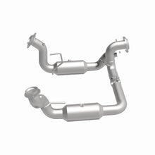Load image into Gallery viewer, MagnaFlow 20-22 Ford F-250 SD Single Underbody Direct Fit Catalytic Converter