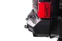 Load image into Gallery viewer, Addictive Desert Designs 23-26 Ford F250/F350/F450 SD HoneyBadger Rear Bumper - Hammer Black