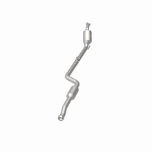 Load image into Gallery viewer, MagnaFlow 2011 C300 V6 3 OEM Underbody Direct Fit Converter