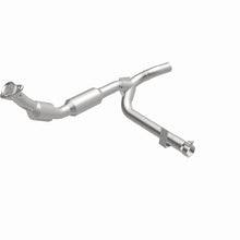Load image into Gallery viewer, MagnaFlow 02-03 Ford F-150 5.4L Direct Fit Converter