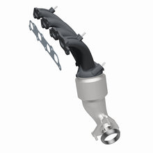 Load image into Gallery viewer, MagnaFlow 04-05 Chevrolet Colorado 2.8L Direct Fit Converter