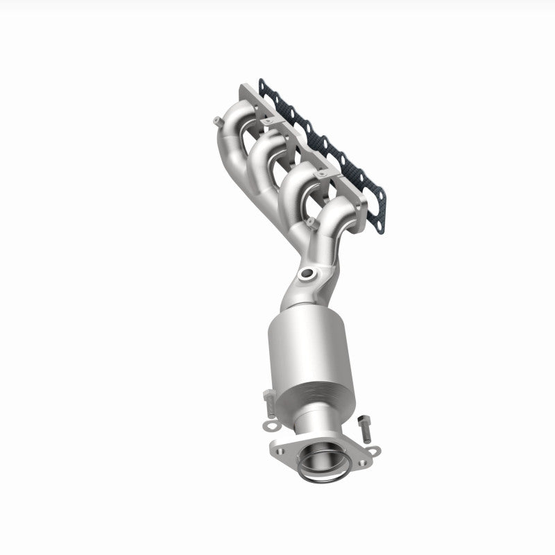 MagnaFlow 05-06 Nissan Titan 5.6L Direct Fit Converter