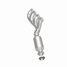 Load image into Gallery viewer, MagnaFlow 04-06 Cadillac SRX 4.6L Direct Fit Converter