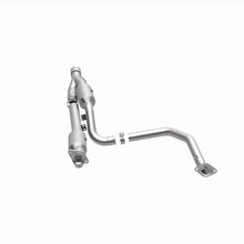 Load image into Gallery viewer, Magnaflow 15-16 Ram 2500 6.4L California Grade CARB Compliant DF Catalytic Converter