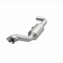 Load image into Gallery viewer, MagnaFlow 18-21 Ford Expedition Left Underbody 3.5L Direct Fit Catalytic Converter