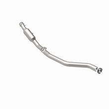 Load image into Gallery viewer, MagnaFlow Direct Fit Catalytic Converter 13-14 Mercedes-Benz GL450 V8 4.6 OEM Underbody