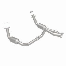 Load image into Gallery viewer, MagnaFlow 2007 Chevrolet Silverado 1500 Classic 4.8L Direct Fit Converter