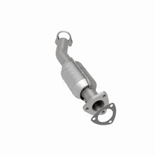 Load image into Gallery viewer, MagnaFlow 04-05 Suzuki Forenza 2.0L Direct Fit Converter
