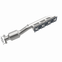 Load image into Gallery viewer, MagnaFlow 2004 Nissan Titan 5.6L Direct Fit Converter
