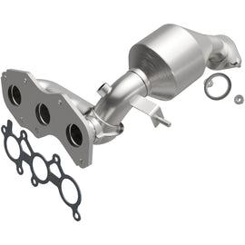 MagnaFlow 07-10 Toyota Sienna 3.5L Direct Fit Converter