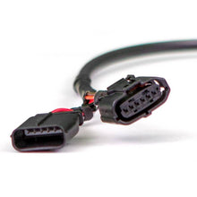 Load image into Gallery viewer, Banks Power Pedal Monster Kit Sumitomo TS 025 Sealed Series (Black) 6-Way With iDash Data Pro