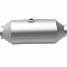 Load image into Gallery viewer, MagnaFlow MagnaFlow 2.5 in. OEM Grade Federal / EPA Compliant Universal Catalytic Converter
