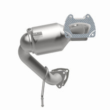 Load image into Gallery viewer, MagnaFlow 15-16 Chrysler 200 3.6L OEM Manifold Direct Fit Converter