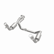 Load image into Gallery viewer, MagnaFlow 2007 Chevrolet Silverado 1500 Classic 4.8L Direct Fit Converter