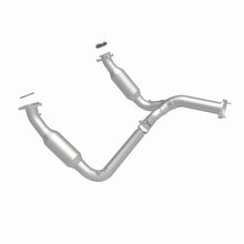 Load image into Gallery viewer, MagnaFlow 07-08 Chevrolet Silverado 1500 4.3L Direct Fit Converter