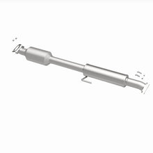 Load image into Gallery viewer, Magnaflow 2015 Kia Optima 2.4L Direct Fit Cat Converter (California Grade)