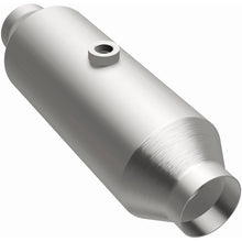 Load image into Gallery viewer, MagnaFlow 2.50 1/O2 CA 4in. Spun Universal Converter