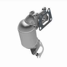 Load image into Gallery viewer, MagnaFlow 2017 Cadillac XT5 Front Underbody 3.6L Direct Fit Converter