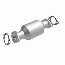 Load image into Gallery viewer, MagnaFlow 11-12 Sedona 3.5L Underbody Direct Fit Converter