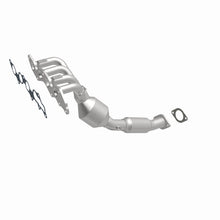 Load image into Gallery viewer, MagnaFlow 05-06 Ford Focus 2.0L Direct Fit Converter
