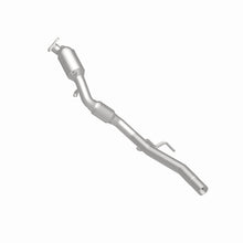 Load image into Gallery viewer, MagnaFlow 11-17 Volkswagen Touareg 3.6L Direct Fit Converter