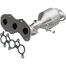 Load image into Gallery viewer, MagnaFlow 11-15 Toyota Sienna 3.5L Direct Fit Converter