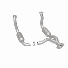 Load image into Gallery viewer, MagnaFlow 08-10 Ford F-250 Super Duty 5.4L Direct Fit Converter