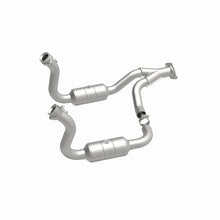 Load image into Gallery viewer, MagnaFlow 08-10 Ford F-250 Super Duty 5.4L Direct Fit Converter