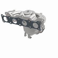 Load image into Gallery viewer, MagnaFlow 10-13 Hyundai Santa Fe 2.4L Direct Fit Converter