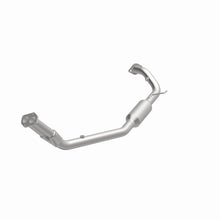 Load image into Gallery viewer, MagnaFlow 98-99 Isuzu Amigo 2.2L Direct Fit Converter