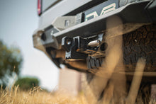 Load image into Gallery viewer, DV8 Universal Hitch Skid Plate - Black