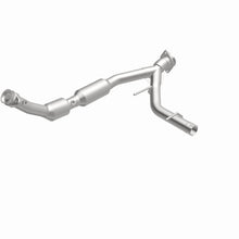 Load image into Gallery viewer, MagnaFlow 03-04 Ford Expedition 5.4L Direct Fit Converter