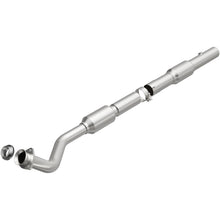 Load image into Gallery viewer, MagnaFlow 97-00 Express 1500 5.7 OEM Underbody Direct Fit Converter