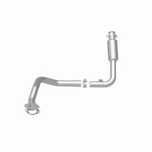 Load image into Gallery viewer, MagnaFlow Direct Fit Catalytic Converter 10-13 Land Rover LR4 V8 5.0L OEM Underbody