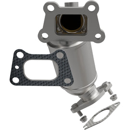 MagnaFlow 2017 Cadillac XT5 Front Underbody 3.6L Direct Fit Converter
