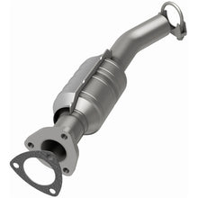 Load image into Gallery viewer, MagnaFlow 04-05 Suzuki Forenza 2.0L Direct Fit Converter