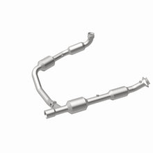 Load image into Gallery viewer, MagnaFlow 2006 Ford E-250 5.4L Direct Fit Converter