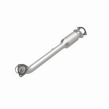 Load image into Gallery viewer, MagnaFlow 05-16 Nissan Frontier 2.5L Direct Fit Converter